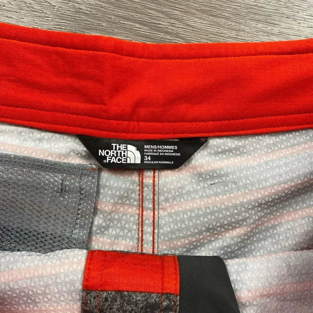 The North Face Mens Whitecap Boardshorts Red Grey Stripes 34 Swim‎ Beach